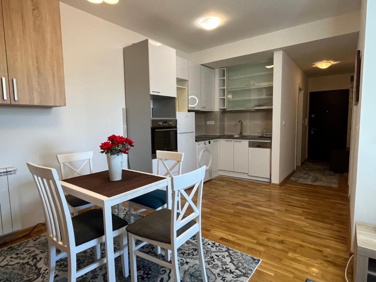 Nbg Hills Apartments Beograd Eksteriør bilde
